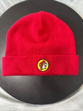 Buc-ee's Knit Beanie Hat Cap Embroidered Beaver Logo Cuffed Brim Red Texas Warm